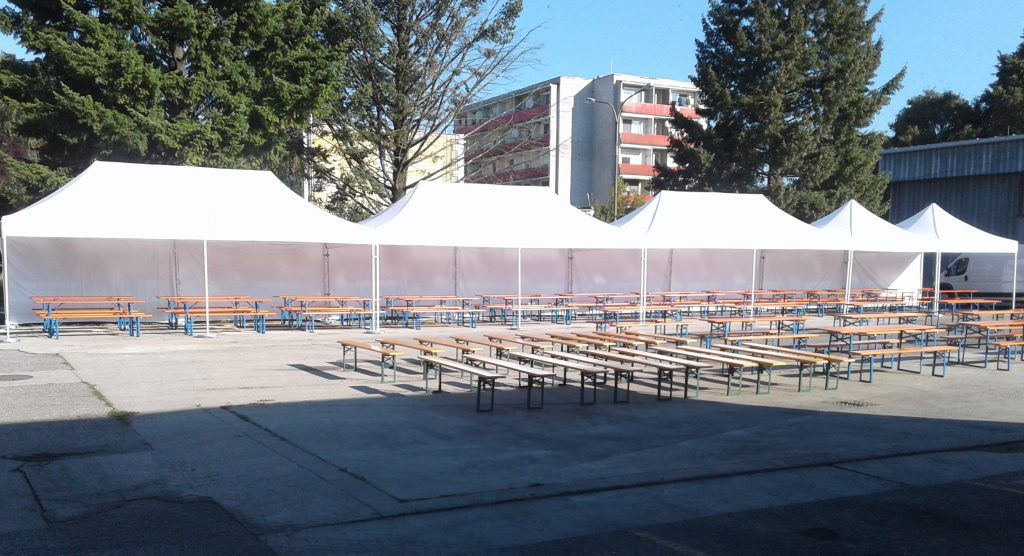 prenájom stanov a mobiliáru